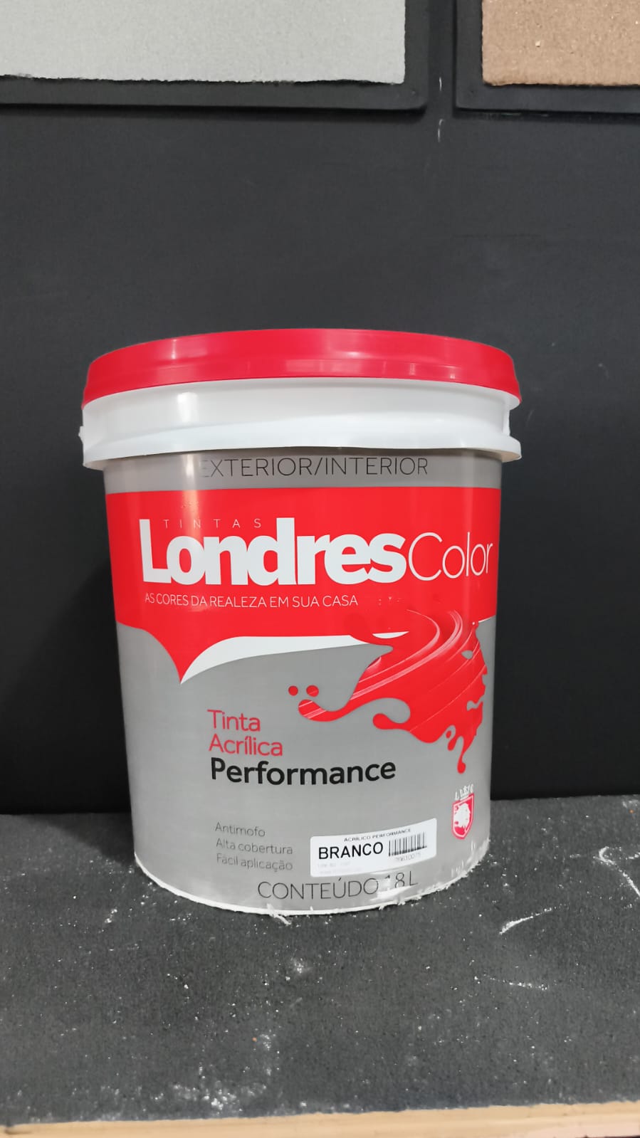 Tinta acrílica Londres performance